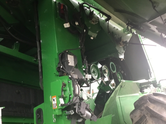 2025 John Deere S7700