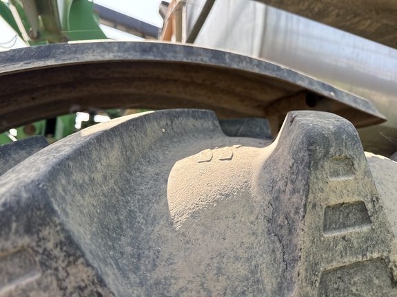 2021 John Deere R4044