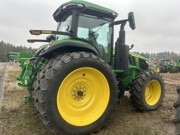 2023 John Deere 7R270