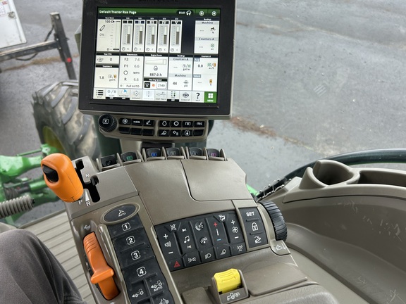 2023 John Deere 8R310