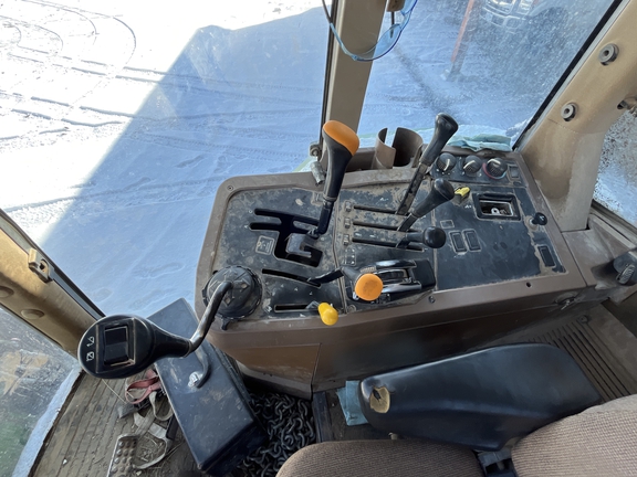 1998 John Deere 7610