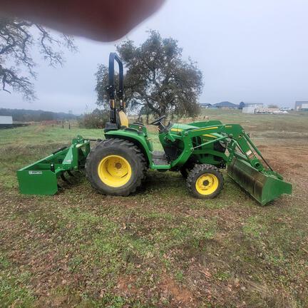 2021 John Deere 3032E