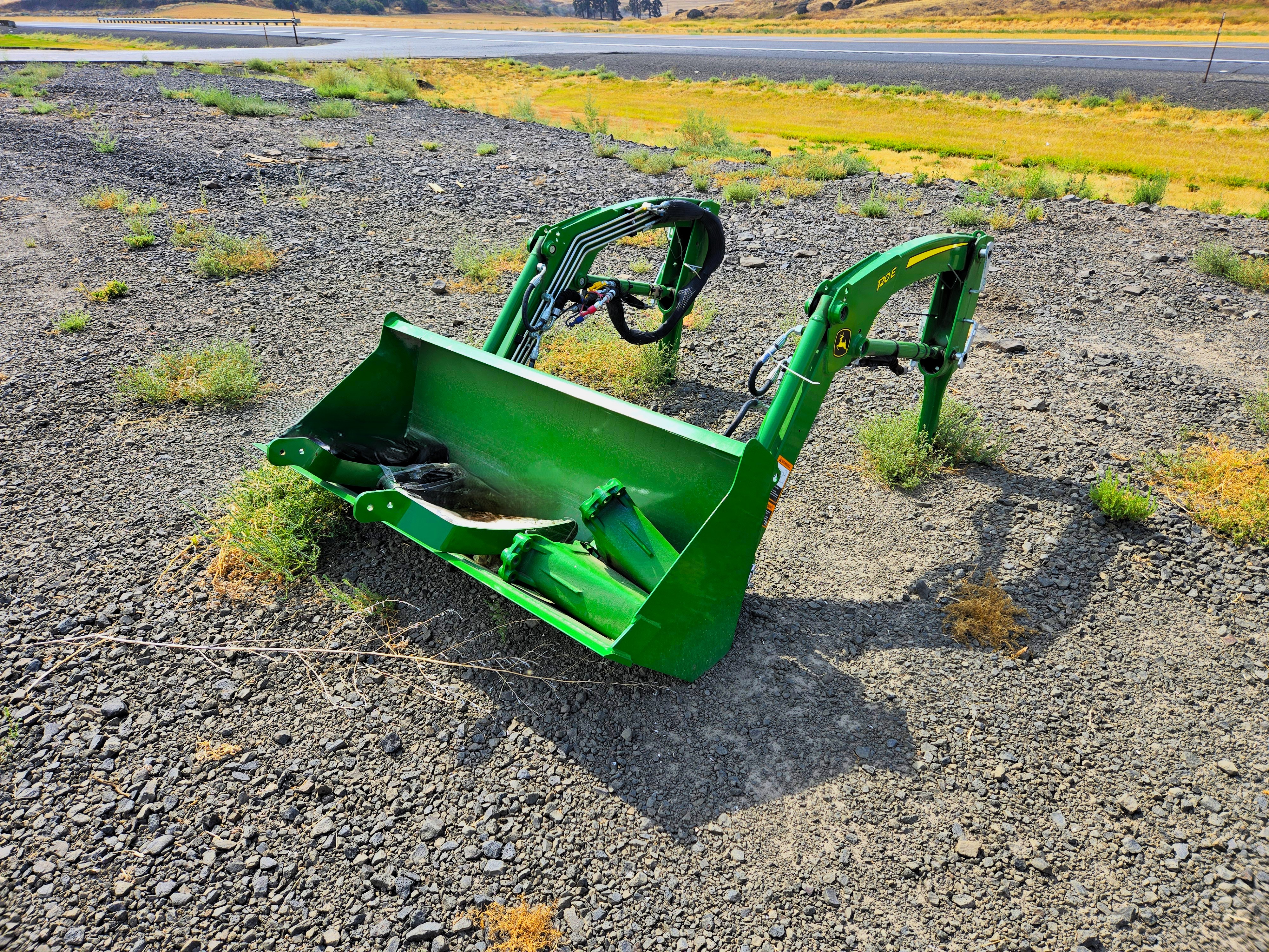 2023 John Deere 120E