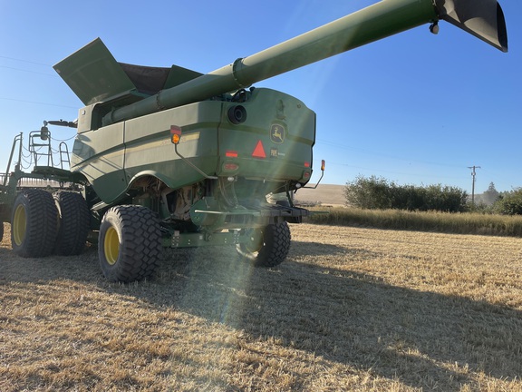 2024 John Deere S780