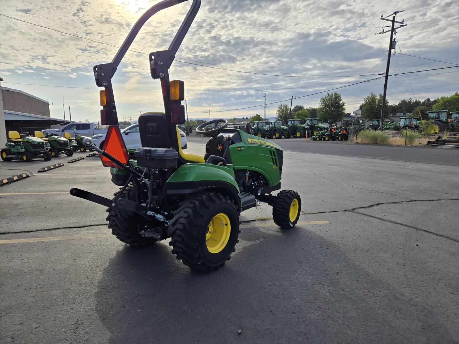 2024 John Deere 1023E