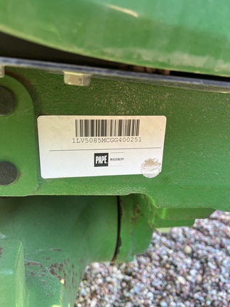 2016 John Deere 5085M