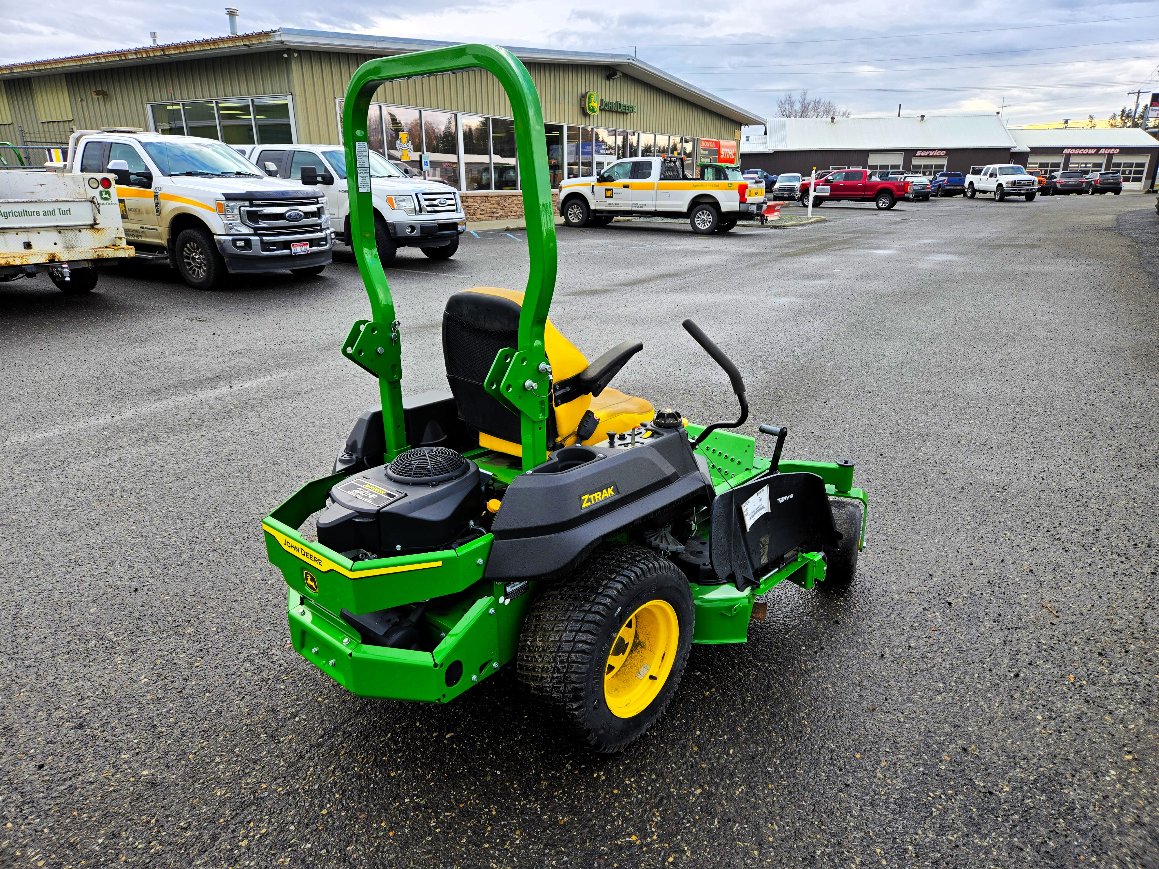 2022 John Deere Z720E