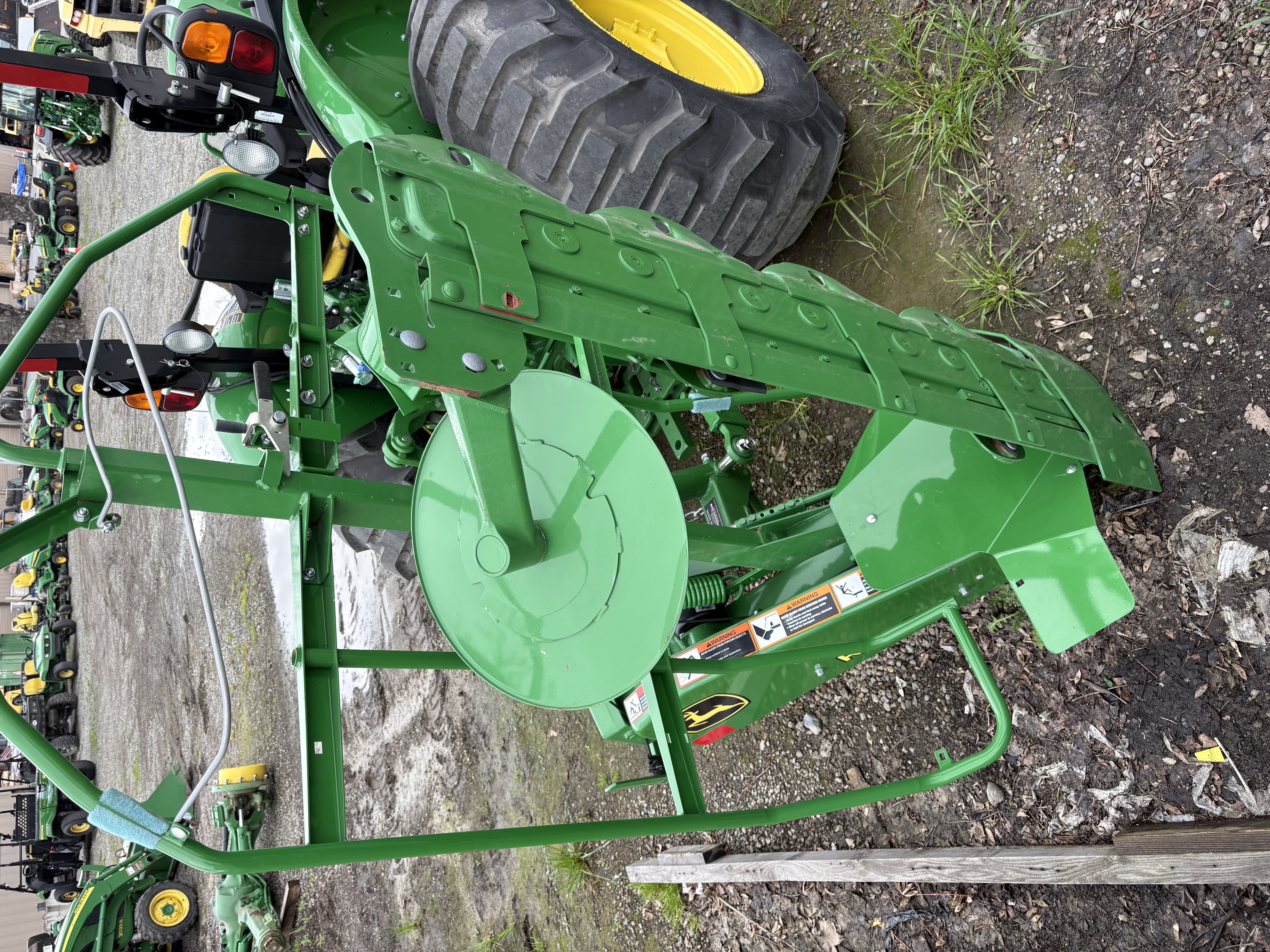 2022 John Deere R160