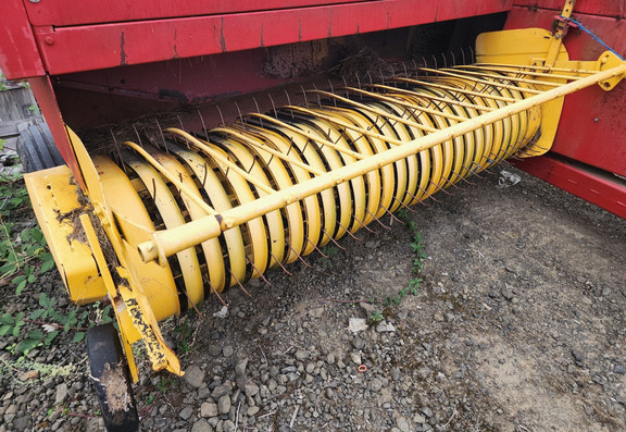 1992 New Holland 580