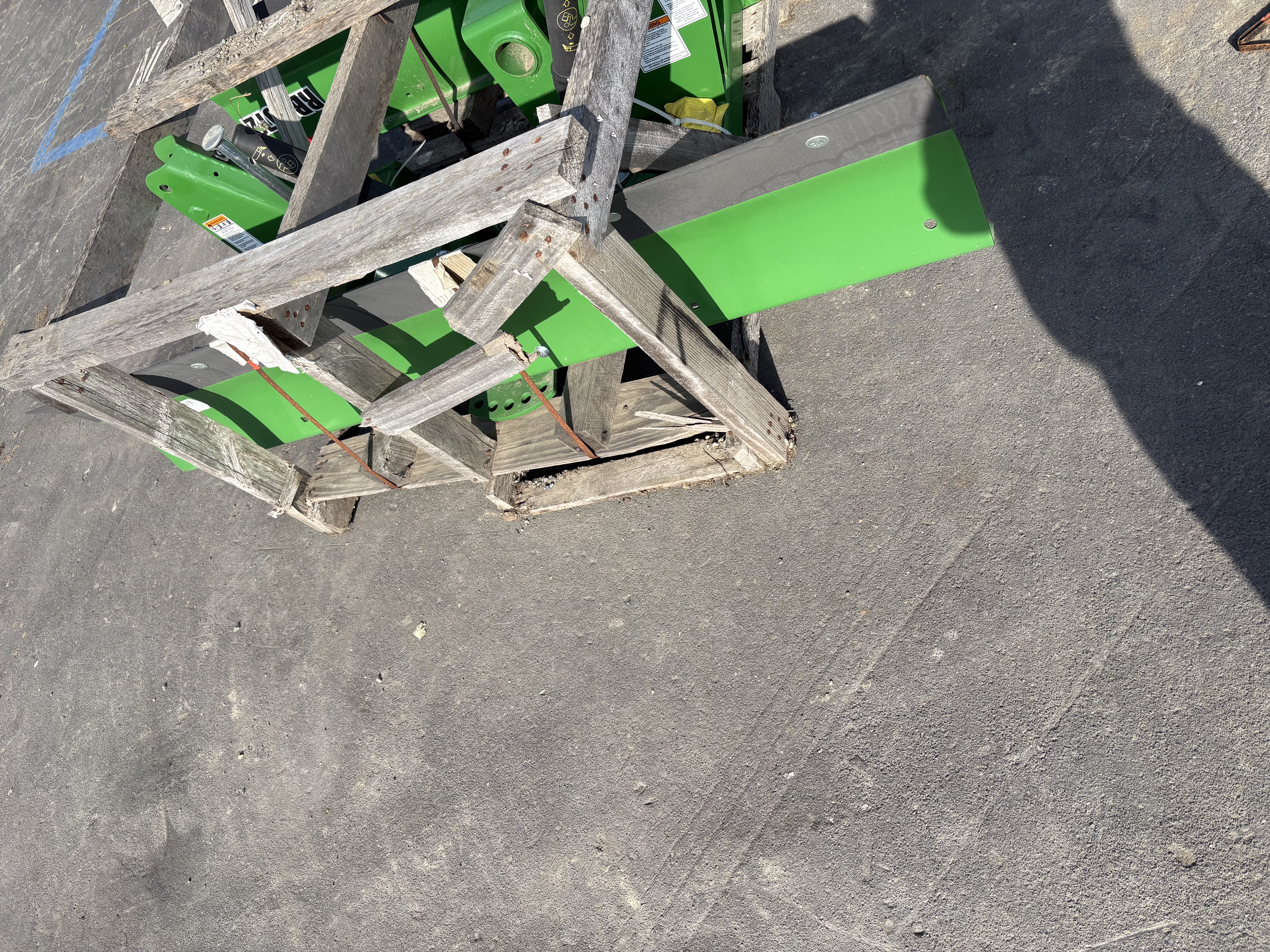 2022 Frontier RB2072