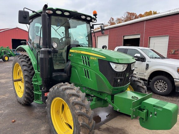 2020 John Deere 6120R