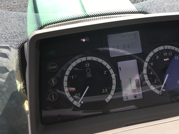 2016 John Deere 6130M