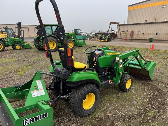2015 John Deere 1023E