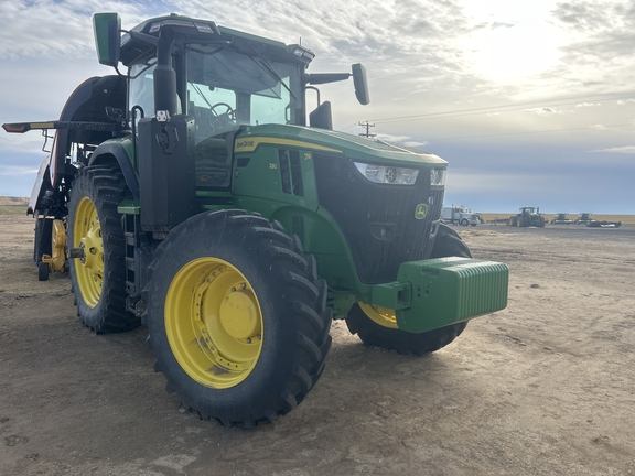 2025 John Deere 7R230