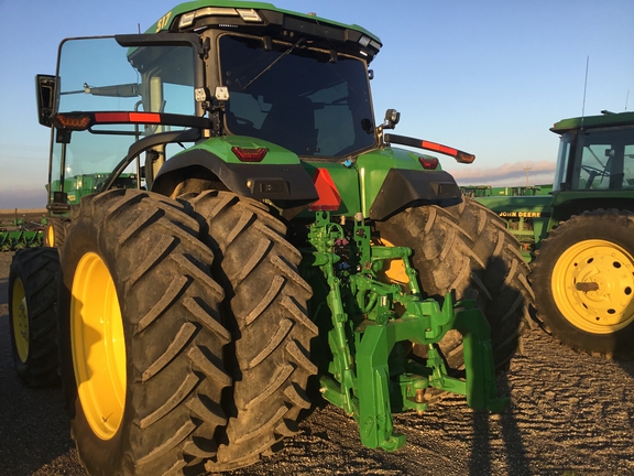 2025 John Deere 8R340