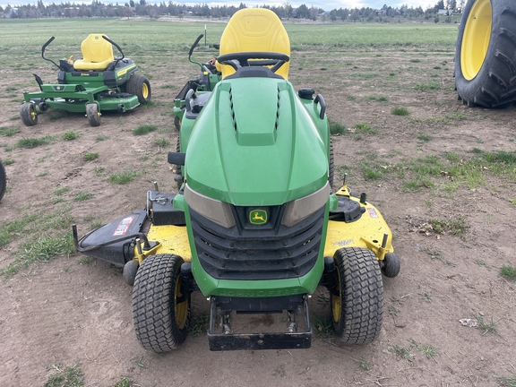 2019 John Deere X590
