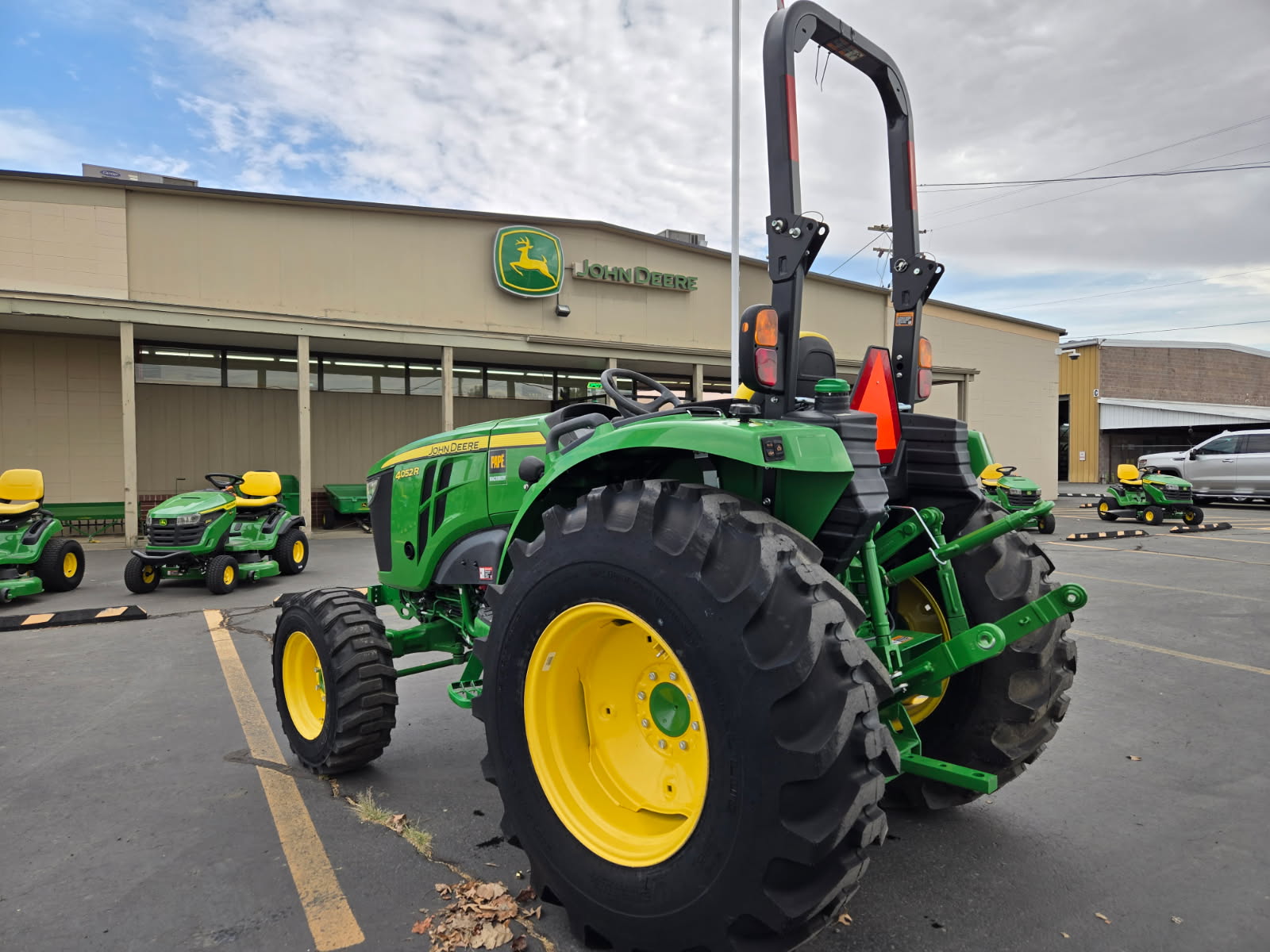 2022 John Deere 4052R