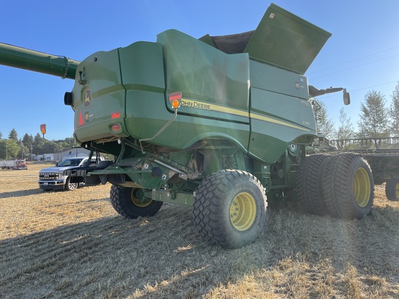 2024 John Deere S780