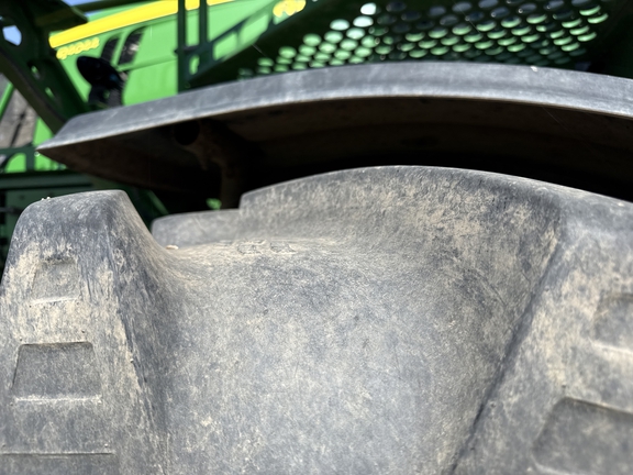 2021 John Deere R4044