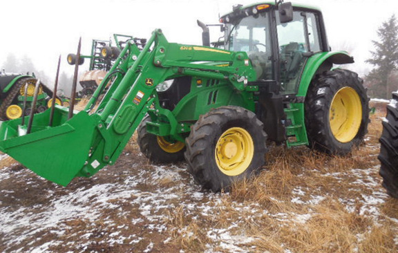 2016 John Deere 6120M