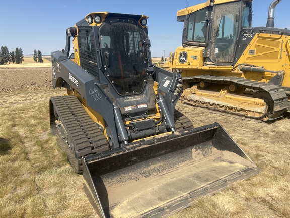 John Deere 335P
