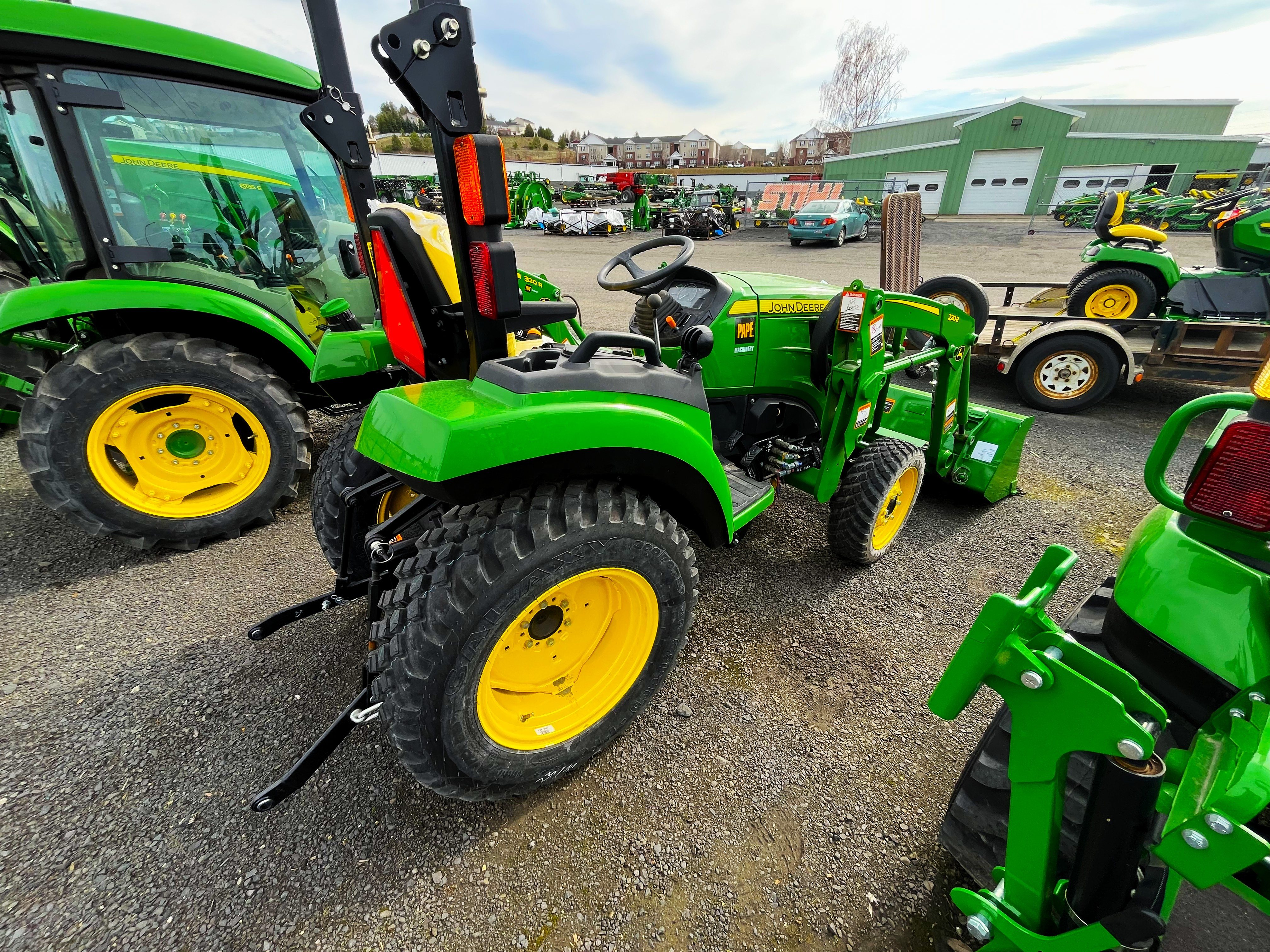 2024 John Deere 2032R