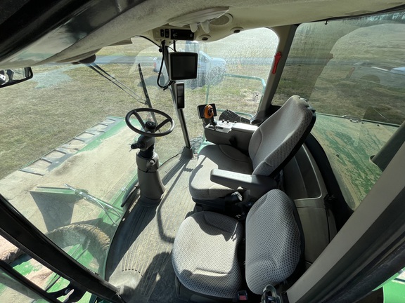2020 John Deere W235