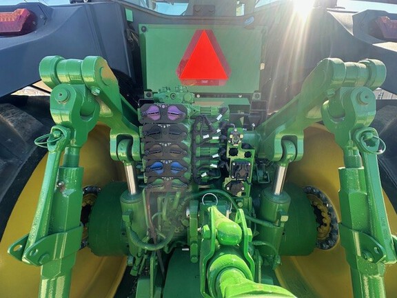 2024 John Deere 8RT370