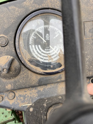 1990 John Deere 2355