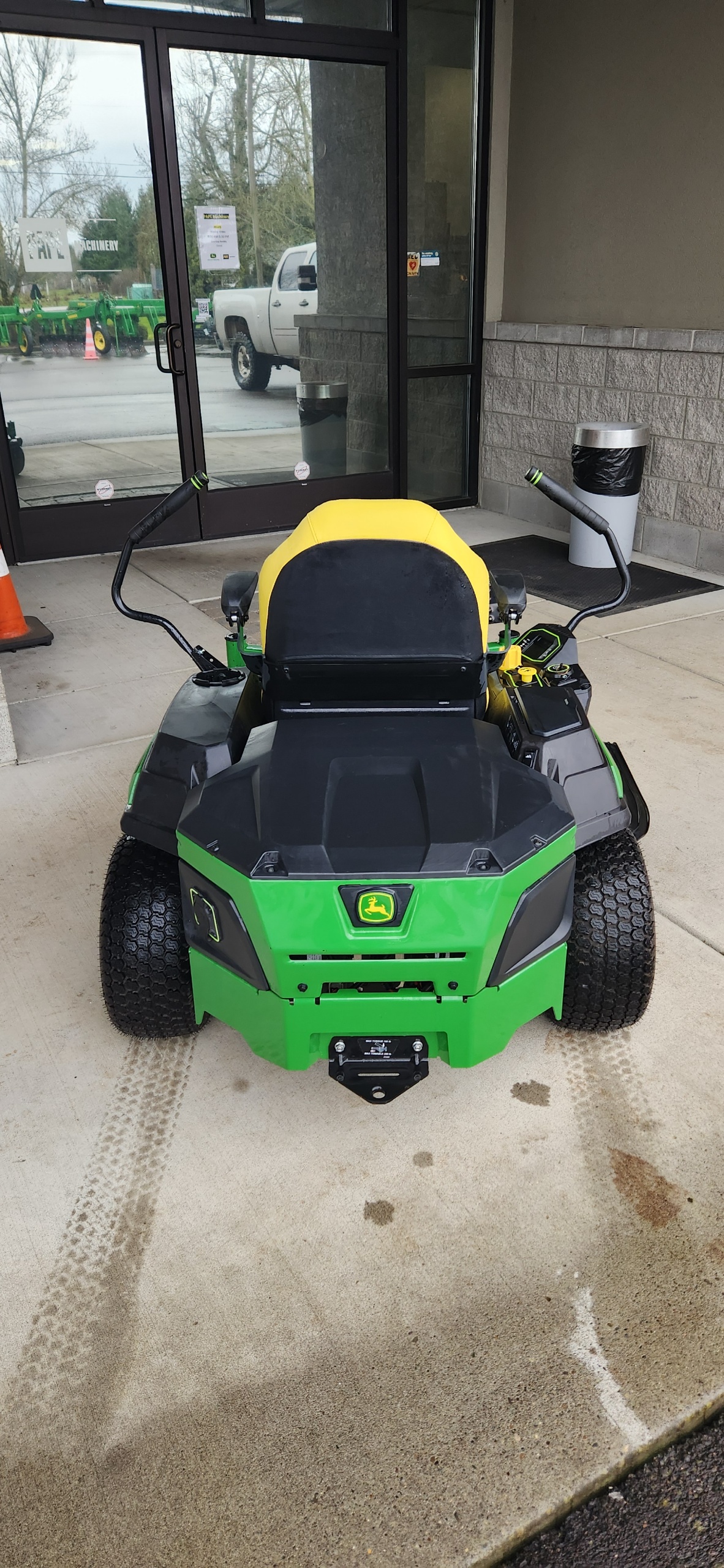 2024 John Deere Z370R