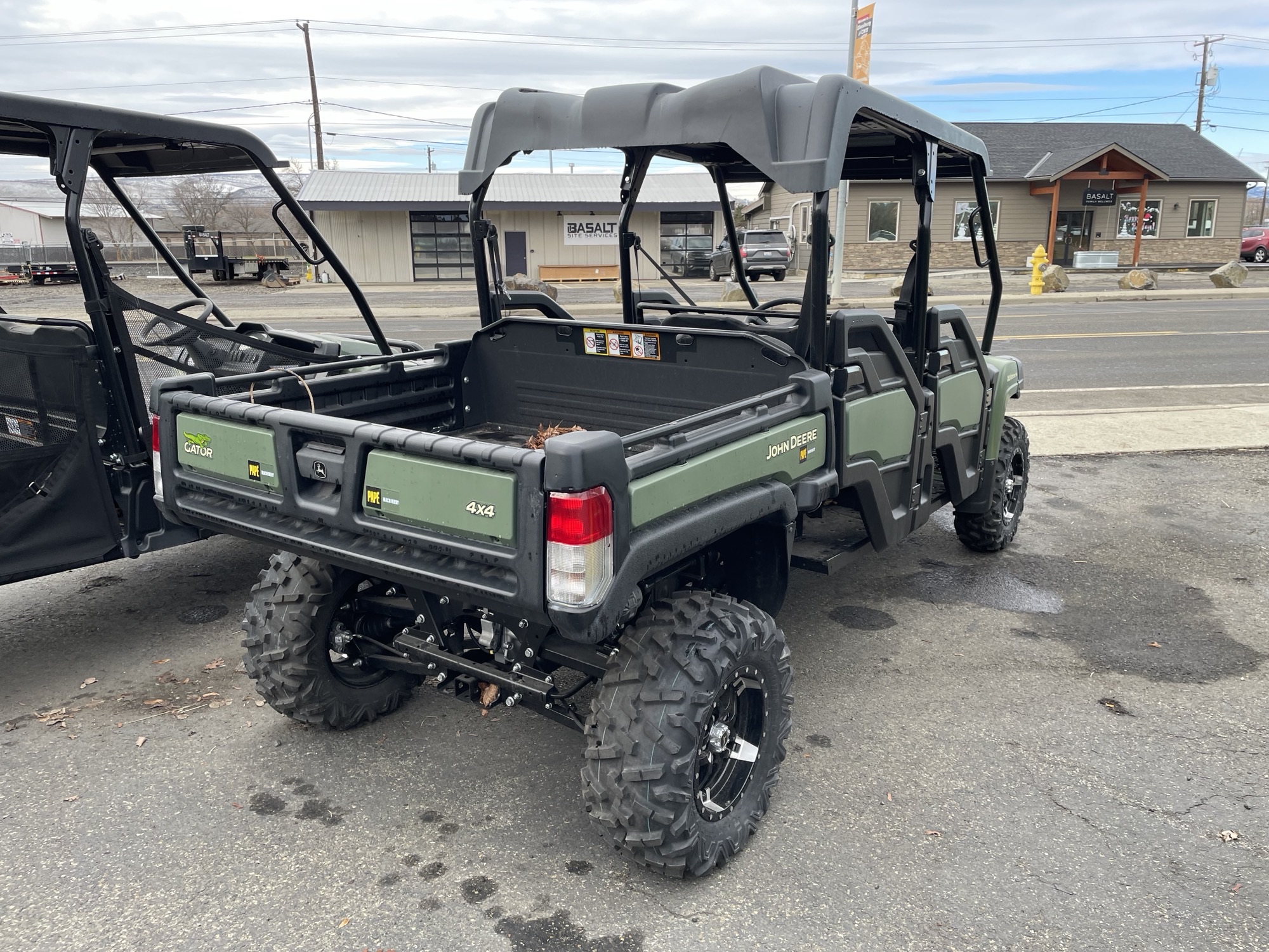 2024 John Deere 855MS4