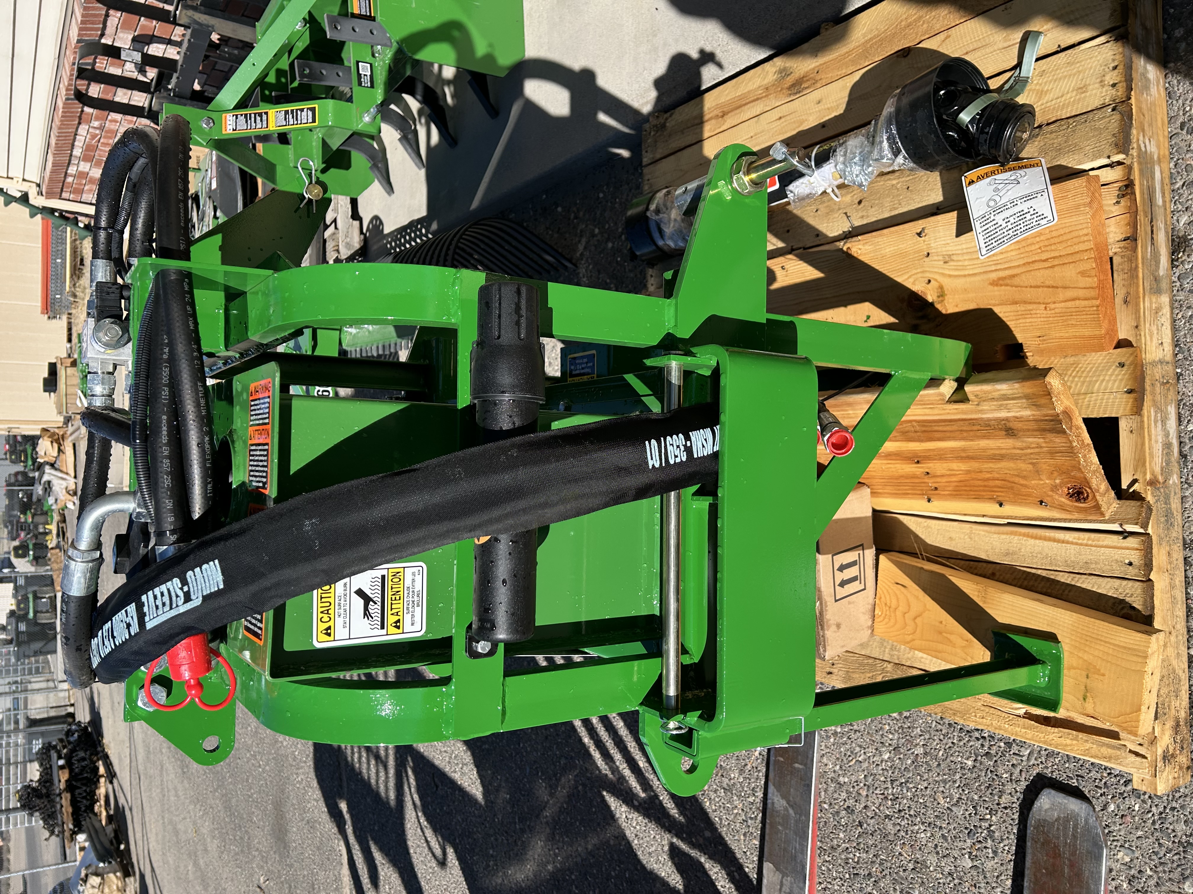 2023 Frontier HP2134