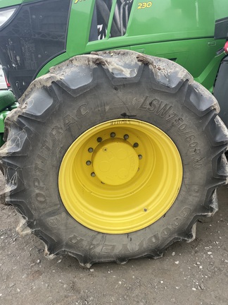 2021 John Deere 7R230