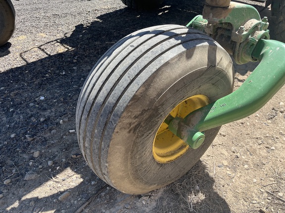 2016 John Deere W235