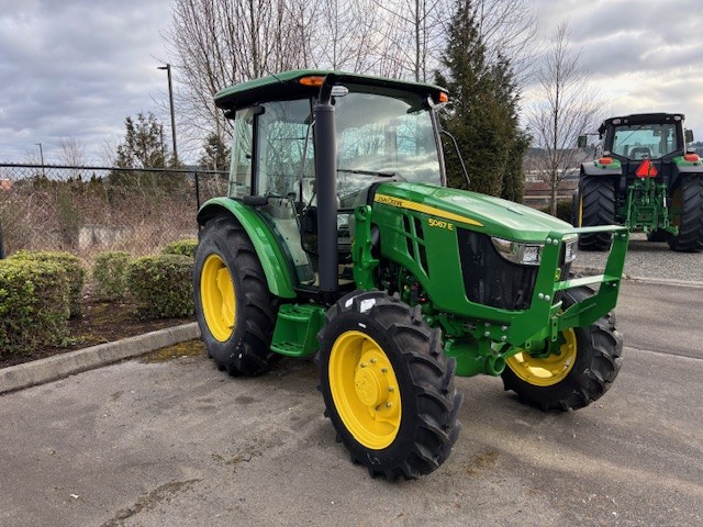 2025 John Deere 5067E