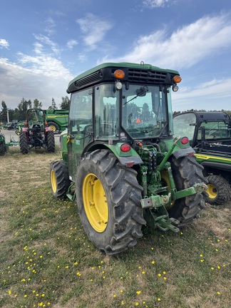 2017 John Deere 5090GN