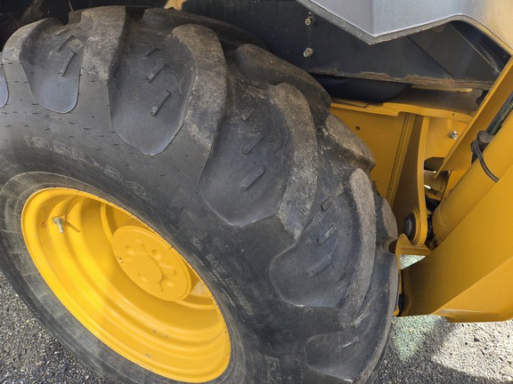 2024 John Deere 320P