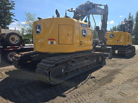 2021 John Deere 245GLC