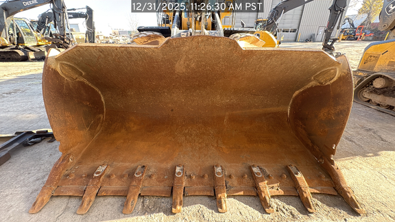 2020 John Deere 824L