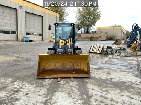 2022 John Deere 324L