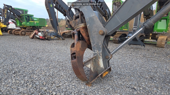 2016 John Deere 3156G