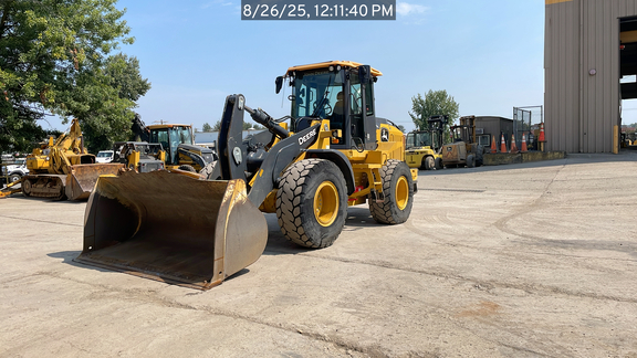 2019 John Deere 544L