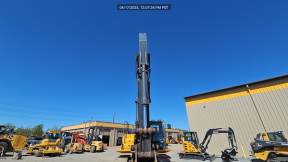 2022 John Deere 250GLC