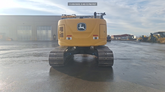 2022 John Deere 245G