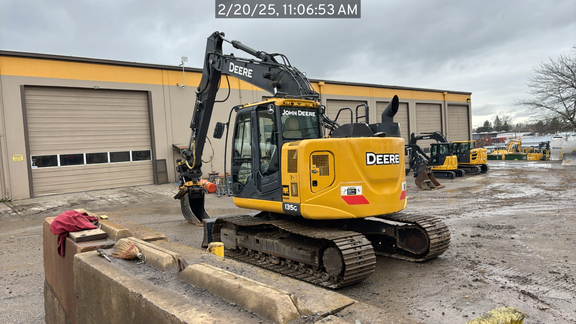 2019 John Deere 135G