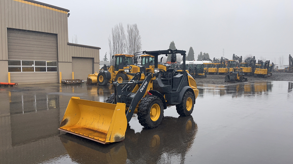 2022 John Deere 204L