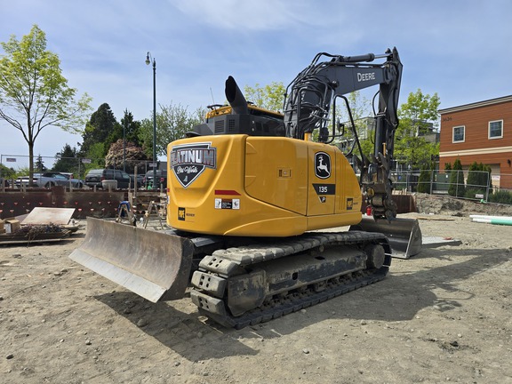 2023 John Deere 135-P