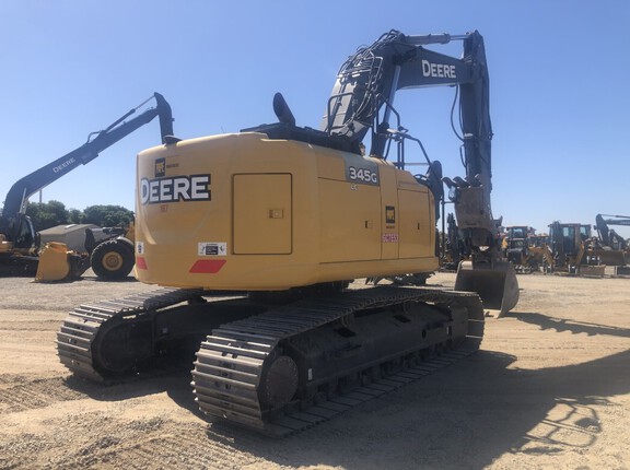 2019 John Deere 345G
