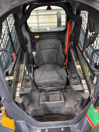 2024 John Deere 325G