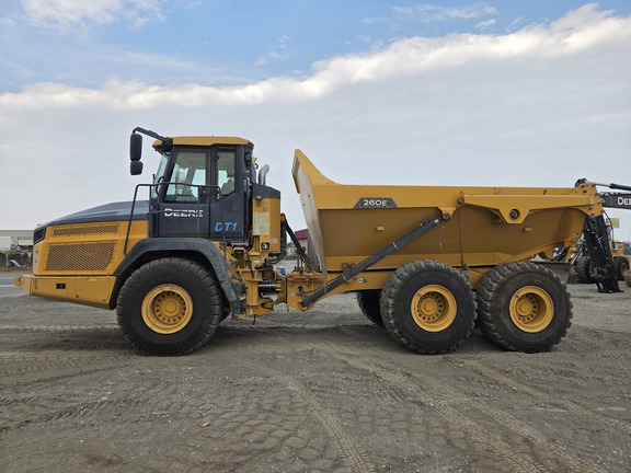 2022 John Deere 260E